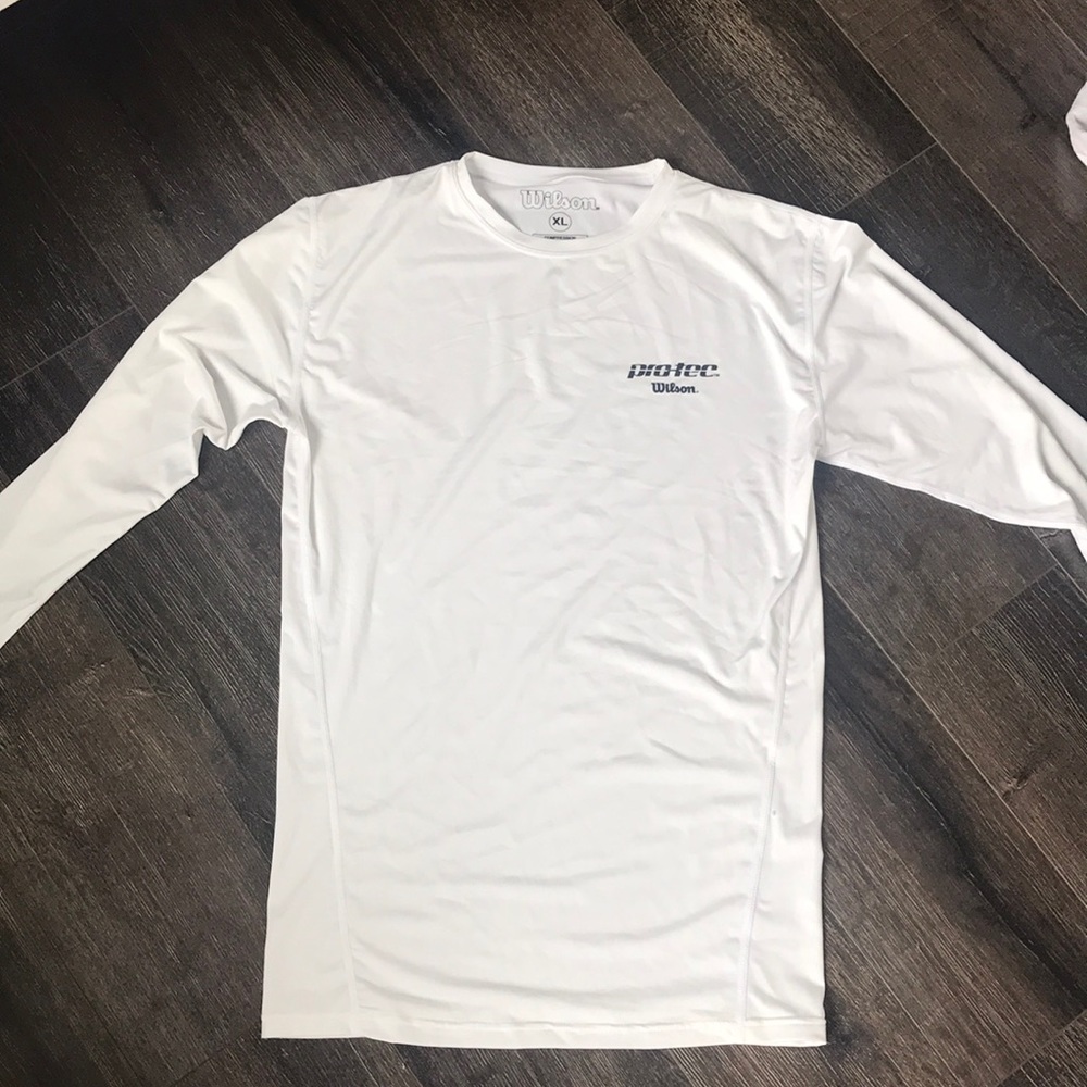 Men’s tennis shirt